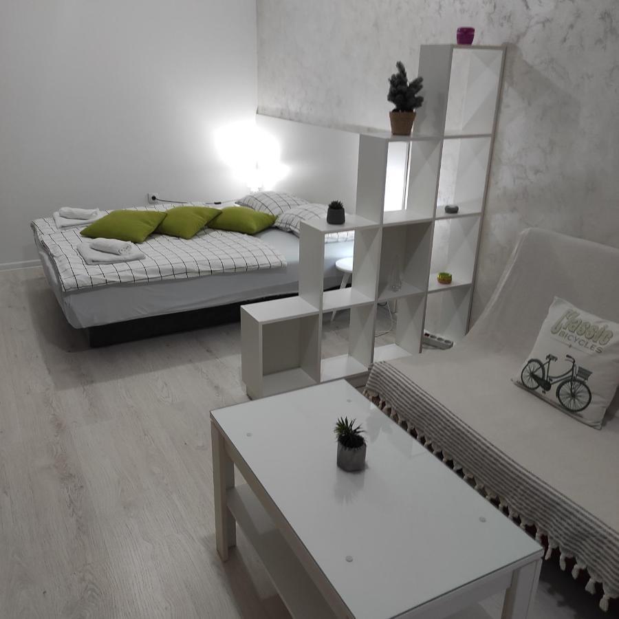 Apartman Jevrejska Banja Luka Buitenkant foto